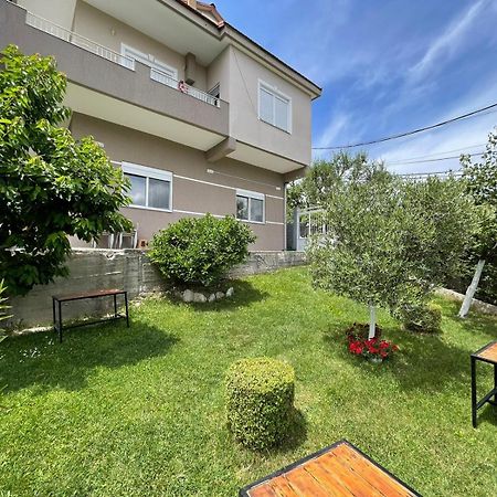 Ilvi Guesthouse Gjirokastër Eksteriør billede