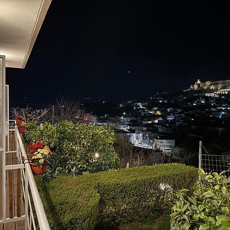 Ilvi Guesthouse Gjirokastër Eksteriør billede