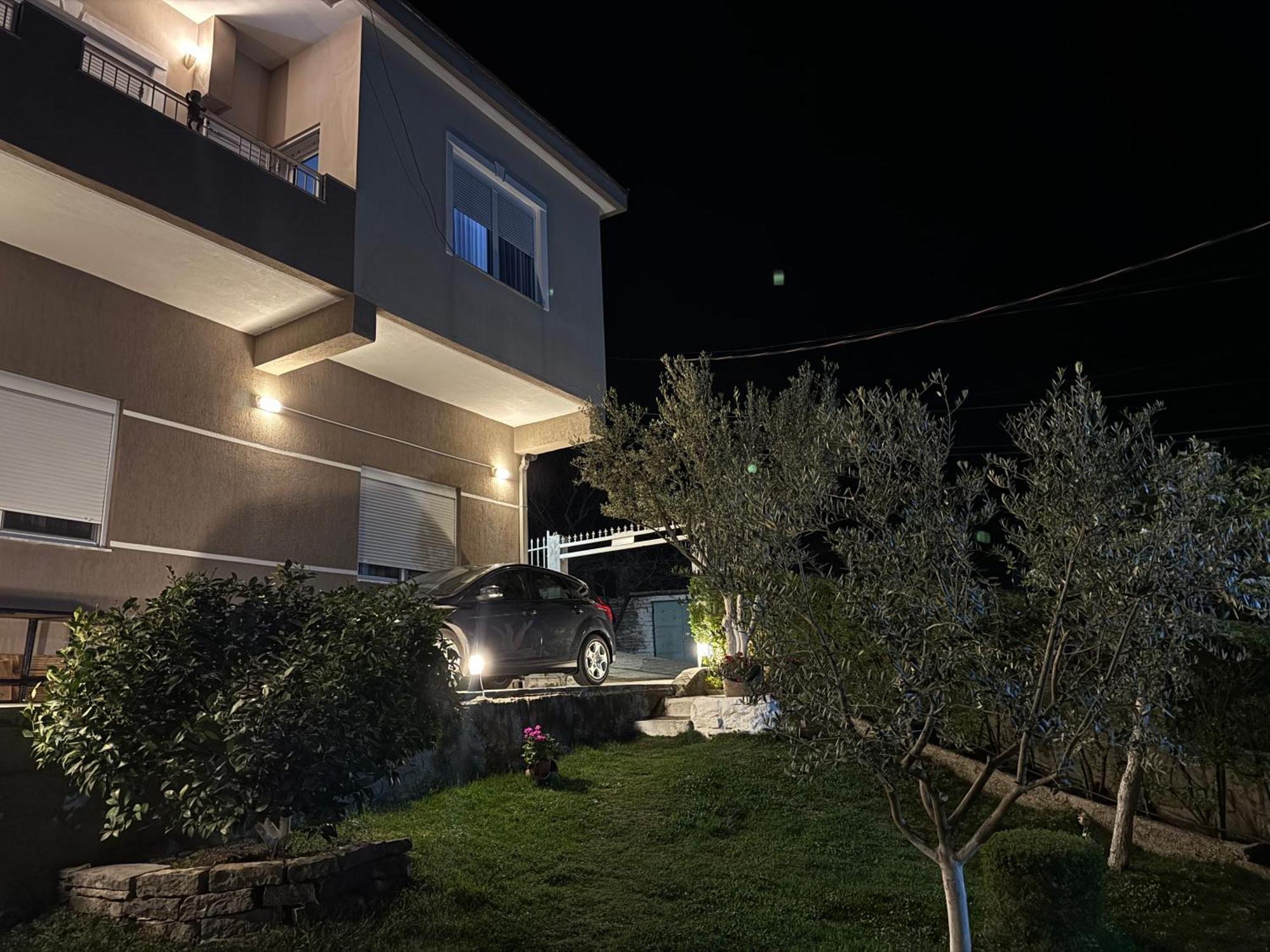 Ilvi Guesthouse Gjirokastër Eksteriør billede
